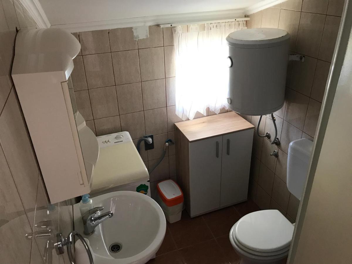 Sakoman Apartments Vir Εξωτερικό φωτογραφία