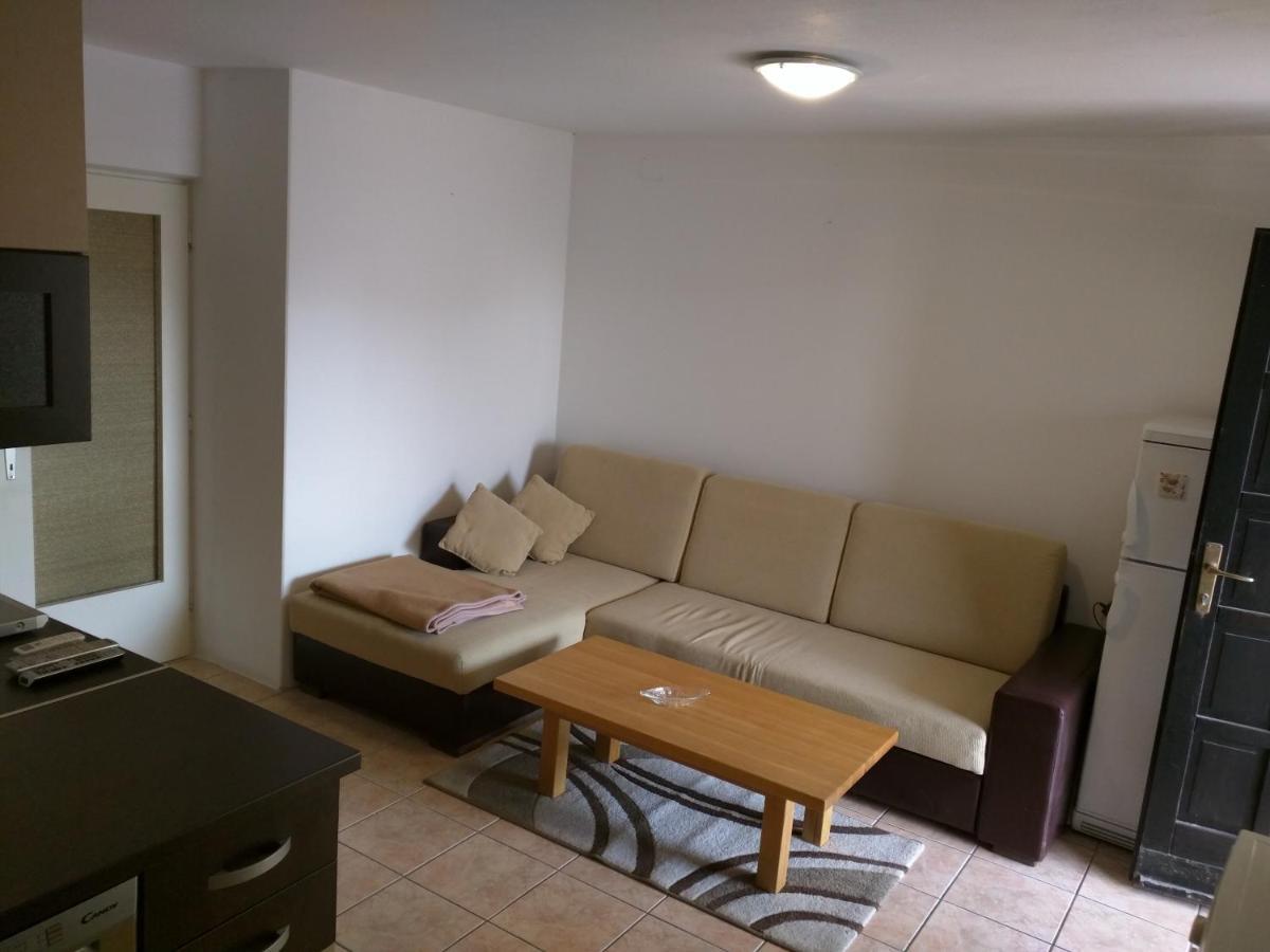 Sakoman Apartments Vir Εξωτερικό φωτογραφία
