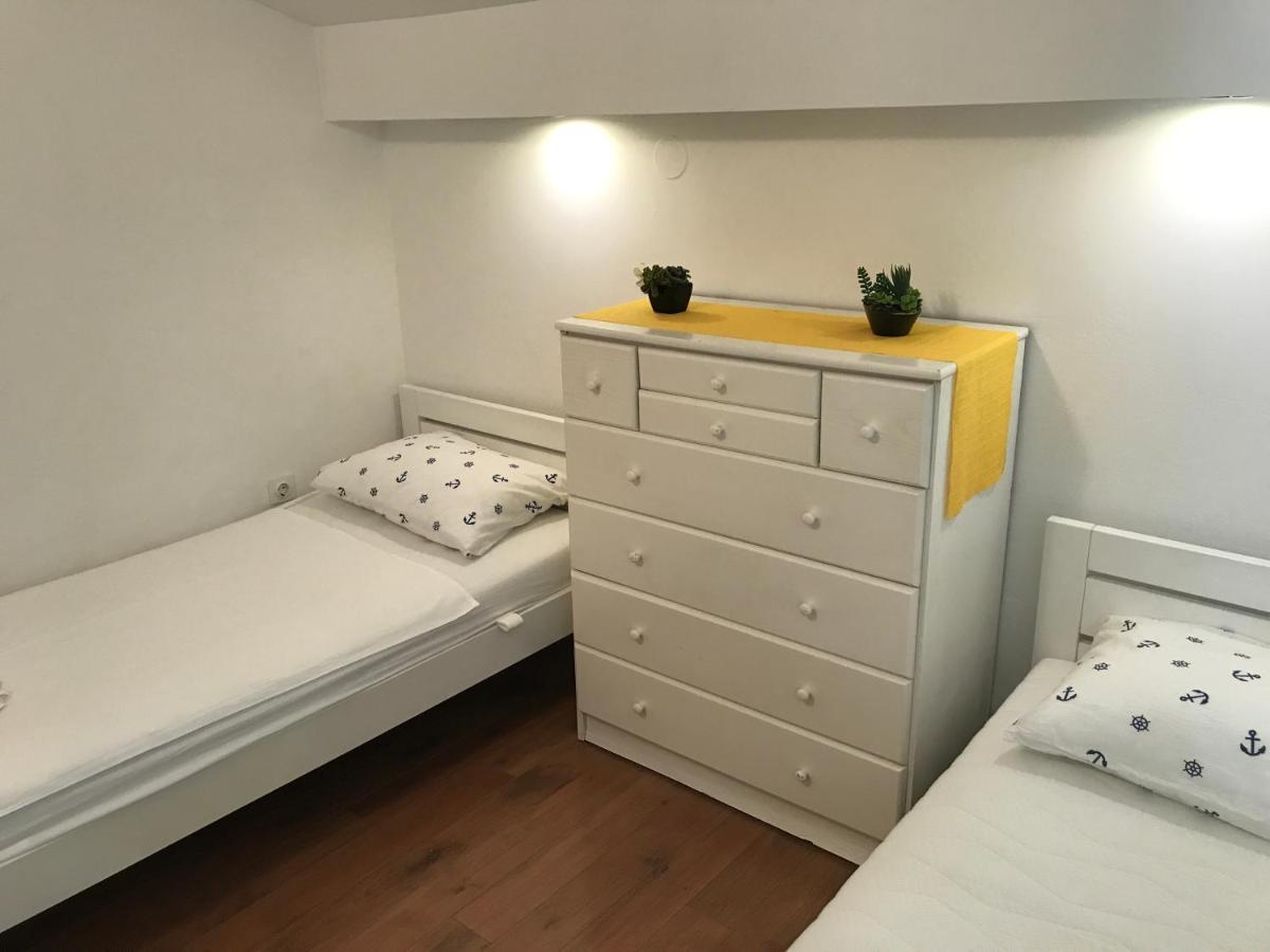 Sakoman Apartments Vir Εξωτερικό φωτογραφία